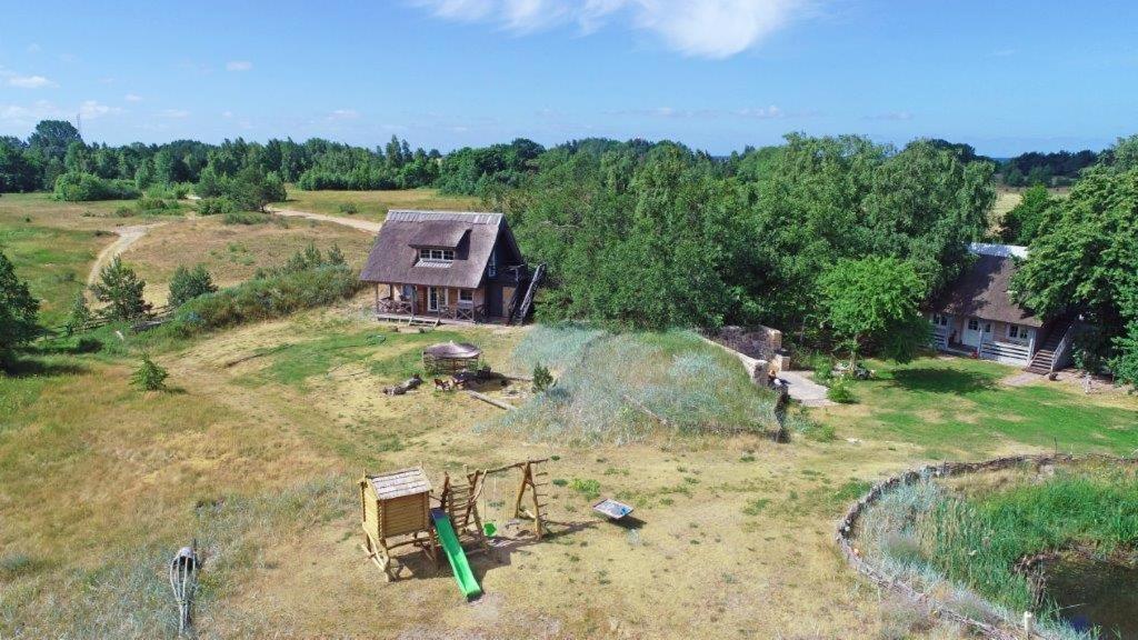 Ferienwohnung Judbidzi Pape Exterior foto